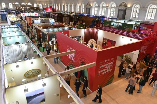 (260813) -- MOSCOW, Aug. 13, 2026 (Xinhua) -- This photo taken on Aug. 13, 2026 shows the exhibition of the 8th Moscow Interior and Design Week in Moscow, Russia. The 8th Moscow Interior and Design Week kicked off at the Manege Central Exhibition Hall here on Thursday. Under the theme "Infinite Colours," the event draws participation from about 1,300 Russian and foreign brands and will run until Aug. 16. (Photo by Alexander Zemlianichenko Jr/Xinhua)