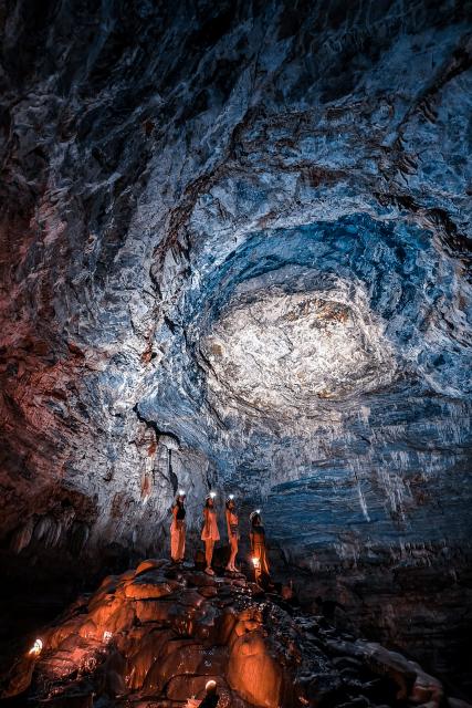 (260815) -- NANNING, Aug. 15, 2026 (Xinhua) -- Tourists visit a cave in Mashan County of Nanning, south China's Guangxi Zhuang Autonomous Region, July 25, 2026. In recent years, Guangxi has tapped the tourism potential of its caves, developing them into popular attractions while ensuring visitor safety. (Xinhua)