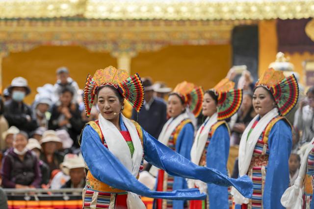 (260815) -- LHASA, Aug. 15, 2026 (Xinhua) -- Artists stage a Tibetan opera during the Shoton Festival in Lhasa, southwest China's Xizang Autonomous Region, Aug. 15, 2026. Tibetan opera blends talking, singing, acting, dancing and literature, which is a must-see performance for visitors during the Shoton Festival. (Xinhua/Jigme Dorje)