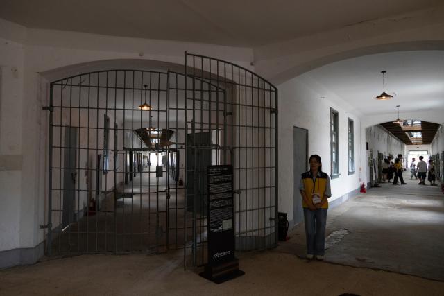 (260815) -- SEOUL, Aug. 15, 2026 (Xinhua) -- People visit the Seodaemun prison history hall during the Liberation Day at the Seodaemun Independence Park in Seoul, South Korea, Aug. 15, 2026. August 15 is observed as the Liberation Day every year which marks the Korean Peninsula's liberation from Japanese colonial rule. (Photo by Jun Hyosang/Xinhua)