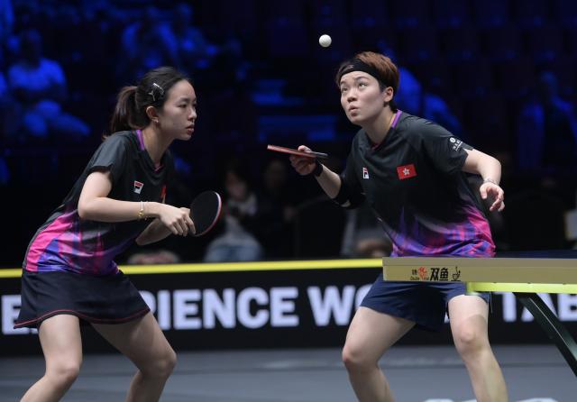 (260815) -- MALMO, Aug. 15, 2026 (Xinhua) -- Doo Hoi Kem (R)/Ng Wing Lam of China's Hong Kong compete against Harimoto Miwa/Hayata Hina of Japan during the women's doubles final match at the WTT Europe Smash Sweden 2026 in Malmo, Sweden, Aug. 15, 2026. (Xinhua/Weng Xinyang)
