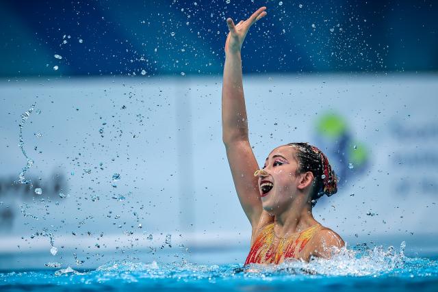 (260817) -- BUDAPEST, Aug. 17, 2026 (Xinhua) -- Zhou Kunyi of China performs during the Women's Solo Free Final of the World Aquatics Junior Artistic Swimming Championships in Budapest, Hungary, on Aug. 16, 2026. (Photo by David Balogh/Xinhua)