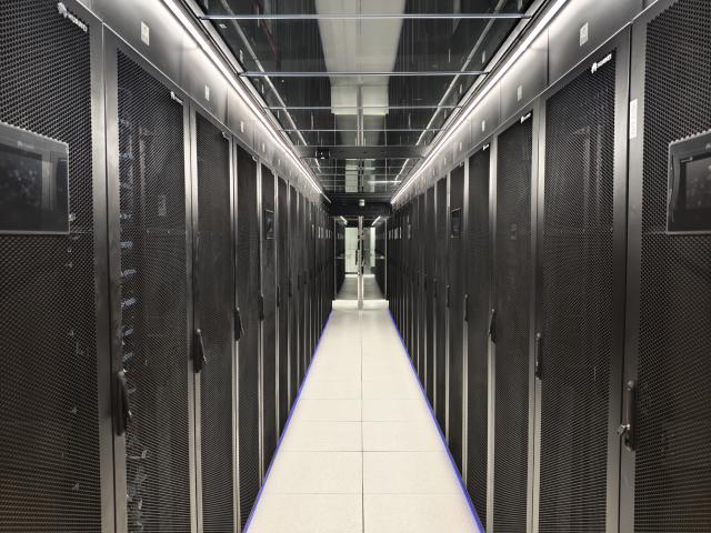(260817) -- BEIJING, Aug. 17, 2026 (Xinhua) -- This photo shows devices at Lichuan AI Computing Center in Lichuan City, Enshi Tujia and Miao Autonomous Prefecture, central China's Hubei Province, March 11, 2025. TO GO WITH "China Focus: China unfolds AI landscape with diversified local strengths" (Xinhua/Zhang Yang)