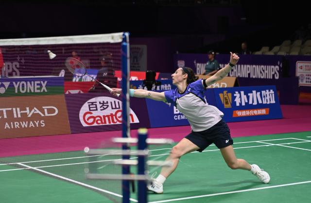 (260817) -- NEW DELHI, Aug. 17, 2026 (Xinhua) -- Kirsty Gilmour of Scotland competes during the women's singles round of 64 match against Han Yue of China at the 2026 BWF World Championships in New Delhi, India, Aug. 17, 2026. (Xinhua/Javed Dar)