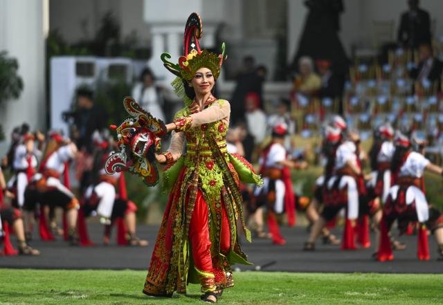 (260818) -- BEIJING, Aug. 18, 2026 (Xinhua) -- This photo taken on Aug. 17, 2026 shows a celebration event of the 81st anniversary of the founding of the Republic of Indonesia in Jakarta, Indonesia. (Xinhua/Zulkarnain)
