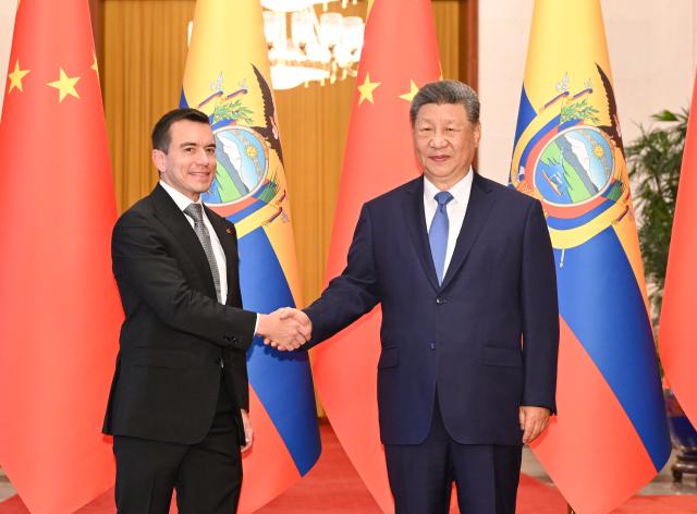(260818) -- BEIJING, Aug. 18, 2026 (Xinhua) -- Chinese President Xi Jinping holds talks with President of the Republic of Ecuador Daniel Roy-Gilchrist Noboa Azín, who is on a state visit to China, at the Great Hall of the People in Beijing, capital of China, Aug. 18, 2026. (Xinhua/Li Xiang)