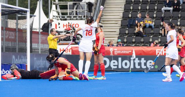 (260819) -- AMSTELVEEN, Aug. 19, 2026 (Xinhua) -- Zou Meirong of China (C) celebrates a goal during the FIH Hockey World Cup 2026 women's Pool D match between China and England in Amstelveen, the Netherlands, Aug. 18, 2026. (Photo by Sylvia Lederer/Xinhua)