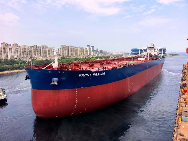 (260819) -- DALIAN, Aug. 19, 2026 (Xinhua) -- This photo taken on July 22, 2026 shows the China-built very large crude carrier (VLCC) in Dalian, northeast China's Liaoning Province. TO GO WITH "Chinese shipyard delivers 300,000-tonne very large crude carrier" (DSIC/Handout via Xinhua)