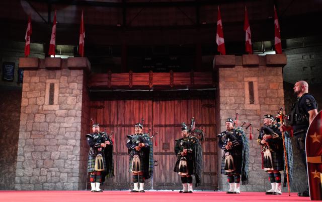 (260821) -- VANCOUVER, Aug. 21, 2026 (Xinhua) -- Members of Canadian military bands perform at a media preview event for the 2026 Pacific National Exhibition (PNE) Fair in Vancouver, Canada, Aug. 20, 2026. The PNE Fair, a long-running event in Canada, is held from Aug. 22 to Sept. 7 this year, marking its 116th edition. (Photo by Liang Sen/Xinhua)
