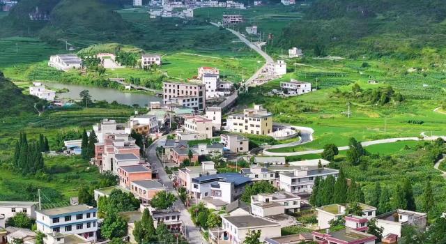 (260821) -- GUIYANG, Aug. 21, 2026 (Xinhua) -- This undated photo shows a view of Jieshang Village in Gaopo Township, Guiyang, southwest China's Guizhou Province. TO GO WITH "Across China: Mountain village in SW China finds new path on Long March route" (Xinhua)