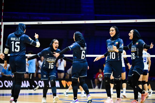 (260821) -- TIANJIN, Aug. 21, 2026 (Xinhua) -- Players of Iran celebrate scoring during the pool A volleyball match between Iran and Chinese Taipei at the AVC Women's Volleyball Continental Championship in Tianjin, China, Aug. 21, 2026. (Xinhua/Zhao Zishuo)