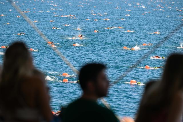 (260823) -- ISTANBUL, Aug. 23, 2026 (Xinhua) -- Swimmers compete during the 38th Bosphorus Cross-Continental Swimming Race in Istanbul, Türkiye, Aug. 23, 2026. (Xinhua/Liu Lei)