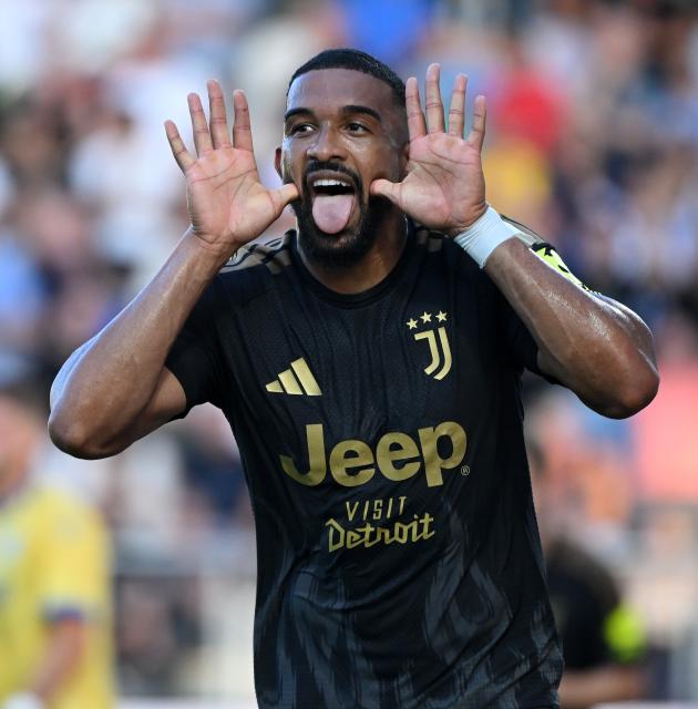 (260824) -- FROSINONE, Aug. 24, 2026 (Xinhua) -- Juventus' Bremer celebrates his goal during the Italian Serie A football match between Frosinone and Juventus in Frosinone, Italy, Aug. 23, 2026. (Photo by Alberto Lingria/Xinhua)