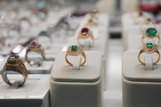 (260825) -- KABUL, Aug. 25, 2026 (Xinhua) -- Rings inlaid with gemstones are pictured at a store in Kabul, Afghanistan, on Aug. 23, 2026. TO GO WITH "Feature: Afghan gemstones seek new luster through global trade" (Photo by Saifurahman Safi/Xinhua)