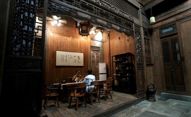 (260827) -- WUYUAN, Aug. 27, 2026 (Xinhua) -- Tourists enjoy tea at a homestay in Wuyuan County, east China's Jiangxi Province, on Aug. 26, 2026.
  Wuyuan County is known for its picturesque countryside and well-preserved traditional villages.
  With two national 5A-rated tourist attractions and 12 national 4A-rated attractions, the county has been promoting rural tourism and creating more employment opportunities for local residents through tourism-related employment and entrepreneurship.
  Today, Wuyuan is home to more than 1,300 rural homestays, while the tourism industry directly supports more than 80,000 jobs. (Xinhua/Hu Chenhuan)