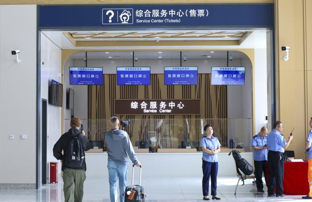 (260827) -- YICHUN, Aug. 27, 2026 (Xinhua) -- This photo taken on Aug. 27, 2026 shows a service center at the Yichunxi Railway Station of the Harbin-Yichun high-speed railway, in Yichun, northeast China's Heilongjiang Province. The construction of the 318-km Harbin-Yichun high-speed railway is underway. Upon completion, the railway travel time between Harbin and Yichun is expected to be shortened to about 2 hours. (Xinhua/Wang Song)