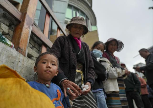 (260827) -- XIGAZE, Aug. 27, 2026 (Xinhua) -- Evacuees from Labi Village are resettled in Jifu Village of Gyirong County in Xigaze, southwest China's Xizang Autonomous Region, Aug. 27, 2026. Residents affected by a mudslide in Gyirong County, southwest China's Xizang Autonomous Region, have been resettled, and all stranded tourists have been transferred, local authorities said Thursday.
   A total of 499 villagers and construction workers have all been properly accommodated. Meanwhile, 555 affected tourists were evacuated and transferred under the coordination of cultural and tourism authorities. No tourists remain stranded.
   Civil aviation authorities have also joined the rescue efforts. As of 3 p.m. Thursday, civil aviation services had transported 324 rescue personnel and delivered 24 tonnes of rescue equipment, daily necessities and medical supplies to the disaster-hit area, providing support for emergency response and the relocation of affected residents.
   The mudslide struck Gyirong Port in Gyirong County, Xizang, on Wednesday morning. As of 8 a.m. on Thursday, three people had been killed, 558 others remained missing, while two local villagers had been rescued. (Xinhua/Jigme Dorje)