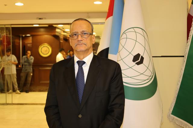(260827) -- JEDDAH, Aug. 27, 2026 (Xinhua) -- Photo taken on Aug. 27, 2026 shows Former Mauritanian Foreign Minister Ismail Ould Cheikh Ahmed receiving an interview after being elected secretary-general of the Organization of Islamic Cooperation in Jeddah, Saudi Arabia. Former Mauritanian Foreign Minister Ismail Ould Cheikh Ahmed was elected secretary-general of the Organization of Islamic Cooperation (OIC) by consensus on Thursday, succeeding Hissein Brahim Taha. (Xinhua/Wang Haizhou)