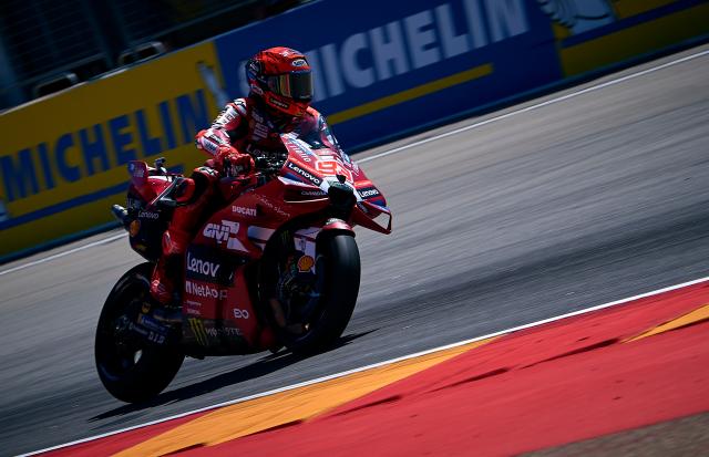 (260830) -- ALCANIZ, Aug. 30, 2026 (Xinhua) -- Ducati Lenovo Team's Marc Marquez of Spain competes during the sprint race of the MotoGP Aragon Grand Prix 2026 at Motorland Aragon Circuit, Alcaniz, Spain, Aug. 29, 2026. (Str/Xinhua)