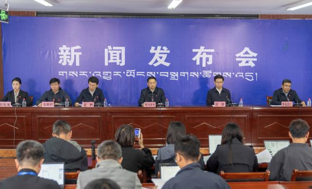 (260830) -- XIGAZE, Aug. 30, 2026 (Xinhua) -- A press conference is held by the information office of the Xizang regional government to brief the rescue and relief efforts after a mudslide struck Gyirong Port on the China-Nepal border in the autonomous region, in Xigaze, southwest China's Xizang Autonomous Region, Aug. 30, 2026. (Xinhua/Tenzing Nima Qadhup)