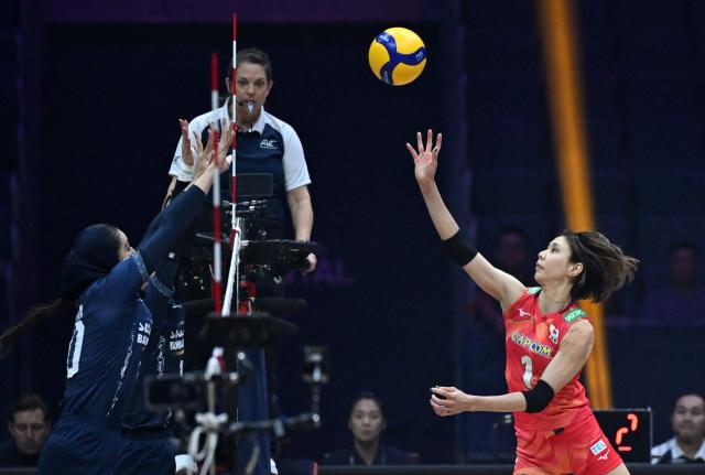 (260830) -- TIANJIN, Aug. 30, 2026 (Xinhua) -- Wada Yukiko (R) of Japan competes during the bronze medal match between Japan and Iran at AVC Women's Volleyball Continental Championship in Tianjin, China, Aug. 30, 2026. (Xinhua/Zhao Zishuo)
