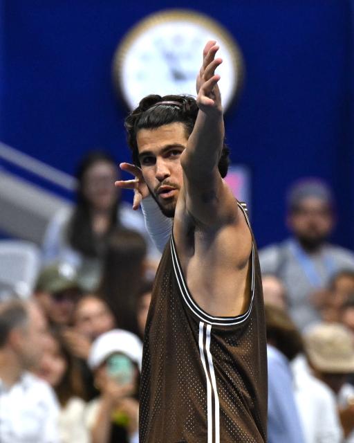 (260903) -- NEW YORK, Sept. 3, 2026 (Xinhua) -- Carlos Alcaraz celebrates after the men's singles second round match between Carlos Alcaraz of Spain and Jaime Faria of Portugal at the 2026 US Open tennis championships in New York, the United States, Sept. 2, 2026. (Xinhua/Li Rui)