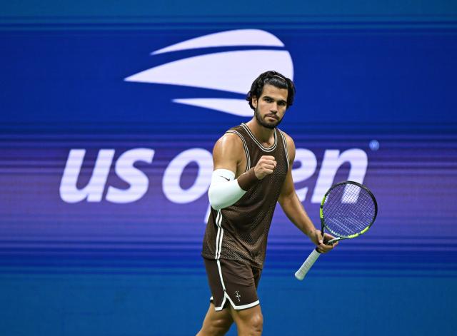 (260903) -- NEW YORK, Sept. 3, 2026 (Xinhua) -- Carlos Alcaraz celebrates during the men's singles second round match between Carlos Alcaraz of Spain and Jaime Faria of Portugal at the 2026 US Open tennis championships in New York, the United States, Sept. 2, 2026. (Xinhua/Li Rui)
