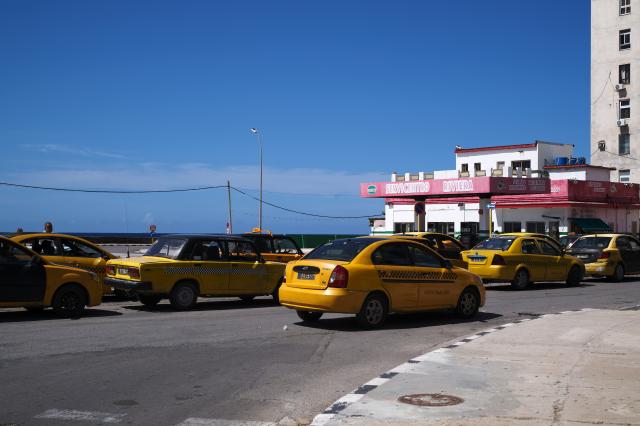 (260903) -- HAVANA, Sept. 3, 2026 (Xinhua) -- Taxis line up for refuelling at a gas station in Havana, capital of Cuba, Aug. 31, 2026. (Xinhua/Li Muzi)