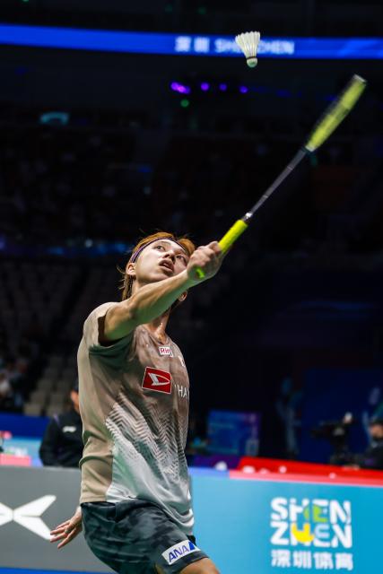 (260903) -- SHENZHEN, Sept. 3, 2026 (Xinhua) -- Naraoka Kodai hits a return during the men's singles round of 16 match between Brian Yang of Canada and Naraoka Kodai of Japan at China Masters 2026 badminton tournament in Shenzhen, south China's Guangdong Province, Sept. 3, 2026. (Photo by Peng Zhigang/Xinhua)