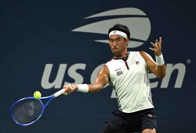 (260904) -- NEW YORK, Sept. 4, 2026 (Xinhua) -- Bu Yunchaokete of China hits a return during the men's singles second round match against Michael Zheng of the United States at the 2026 US Open tennis championships in New York, the United States, Sept. 3, 2026. (Xinhua/Li Rui)