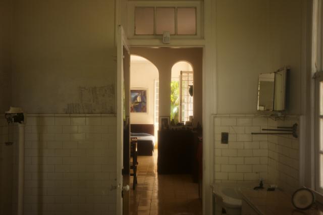 (260904) -- HAVANA, Sept. 4, 2026 (Xinhua) -- This photo taken on Aug. 29, 2026 shows Ernest Hemingway's former residence at Finca Vigia on the outskirts of Havana, Cuba. Hemingway's former residence is located at Finca Vigia on the outskirts of Havana, capital of Cuba. Hemingway lived there for about 20 years beginning in 1939, during which time he wrote works including "The Old Man and the Sea." (Xinhua/Li Muzi)
