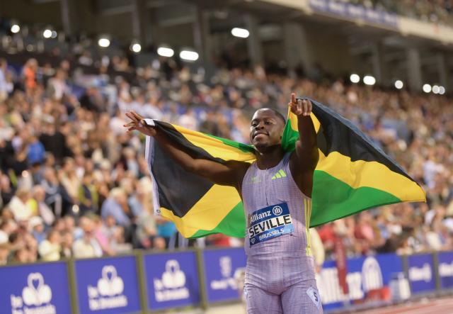 (260905) -- BRUSSELS, Sept. 5, 2026 (Xinhua) -- Oblique Seville of Jamaica celebrates after winning the men's 100m final at the 2026 World Athletics Diamond League athletics meeting in Brussels, on Sept. 4, 2026. (Xinhua/Weng Xinyang)