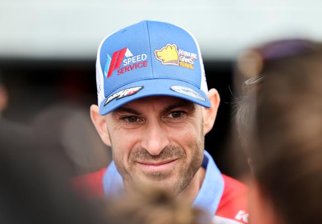 (260905) -- MAGNY-COURS, Sept. 5, 2026 (Xinhua) -- Valentin Debise of EASTROC ZXMOTO Evan Bros Factory reacts before the race 1 of WorldSSP at the FIM Supersport World Championship French Round in Magny-Cours, France, Sept. 5, 2026. (Xinhua/Wu Huiwo)