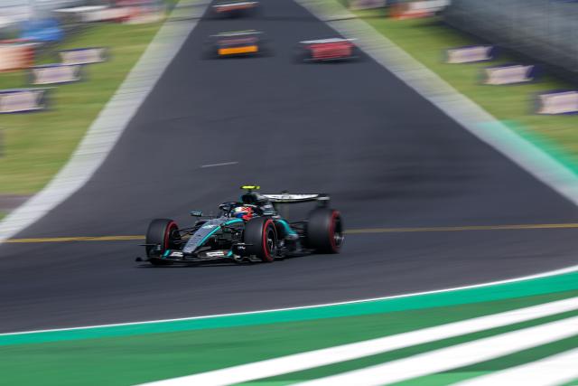 (260905) -- MONZA, Sept. 5, 2026 (Xinhua) -- Mercedes' Kimi Antonelli of Italy races during the third practice session of the Formula 1 Italian Grand Prix at Monza Circuit, near Milan, Italy, on Sept. 5, 2026. (Photo by Qian Jun/Xinhua)