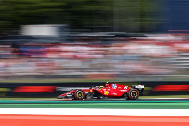 (260905) -- MONZA, Sept. 5, 2026 (Xinhua) -- Ferrari's Lewis Hamilton of Britain races during the third practice session of the Formula 1 Italian Grand Prix at Monza Circuit, near Milan, Italy, on Sept. 5, 2026. (Photo by Qian Jun/Xinhua)