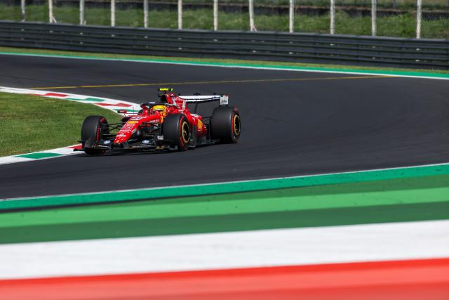 (260905) -- MONZA, Sept. 5, 2026 (Xinhua) -- Ferrari's Lewis Hamilton of Britain races during the third practice session of the Formula 1 Italian Grand Prix at Monza Circuit, near Milan, Italy, on Sept. 5, 2026. (Photo by Qian Jun/Xinhua)