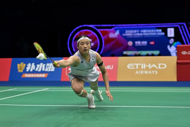 (260905) -- SHENZHEN, Sept. 5, 2026 (Xinhua) -- An Se Young hits a return during the women's singles semifinal match between An Se Young of South Korea and Yamaguchi Akane of Japan at China Masters 2026 badminton tournament in Shenzhen, south China's Guangdong Province, Sept. 5, 2026. (Photo by Chu Yan/Xinhua)