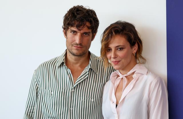 (260905) -- VENICE, Sept. 5, 2026 (Xinhua) -- Actor Louis Garrel (L) and actress Jasmine Trinca pose during the photocall for the film "It Will Happen Tonight" at the 83rd Venice International Film Festival in Venice, Italy, Sept. 5, 2026. (Xinhua/Wang Kaiyan)