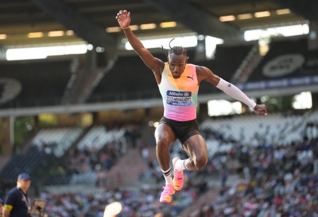(260906) -- BRUSSELS, Sept. 6, 2026 (Xinhua) -- Andy Diaz Hernandez of Italy competes during the men's triple jump final at the 2026 World Athletics Diamond League athletics meeting in Brussels, Belgium, on Sept. 5, 2026. (Xinhua/Weng Xinyang)