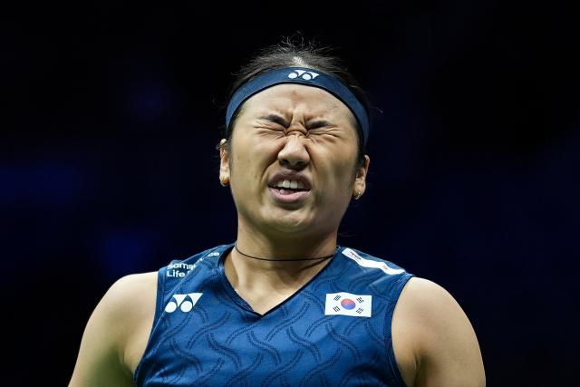 (260906) -- SHENZHEN, Sept. 6, 2026 (Xinhua) -- An Se Young of South Korea reacts during the women's singles final match against Miyazaki Tomoka of Japan at China Masters 2026 badminton tournament in Shenzhen, south China's Guangdong Province, Sept. 6, 2026. (Xinhua/Sun Fei)