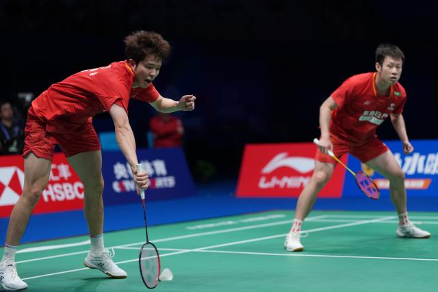 (260906) -- SHENZHEN, Sept. 6, 2026 (Xinhua) -- He Jiting (L)/Ren Xiangyu compete during the men's doubles final match between He Jiting/Ren Xiangyu of China and Satwiksairaj Rankireddy/Chirag Shetty of India at China Masters 2026 badminton tournament in Shenzhen, south China's Guangdong Province, Sept. 6, 2026. (Xinhua/Sun Fei)