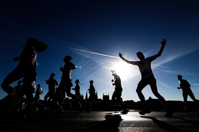 (260906) -- BUDAPEST, Sept. 6, 2026 (Xinhua) -- Runners take part in the 41st Wizz Air Budapest Half Marathon in Budapest, Hungary, Sept. 6, 2026. (Photo by David Balogh/Xinhua)