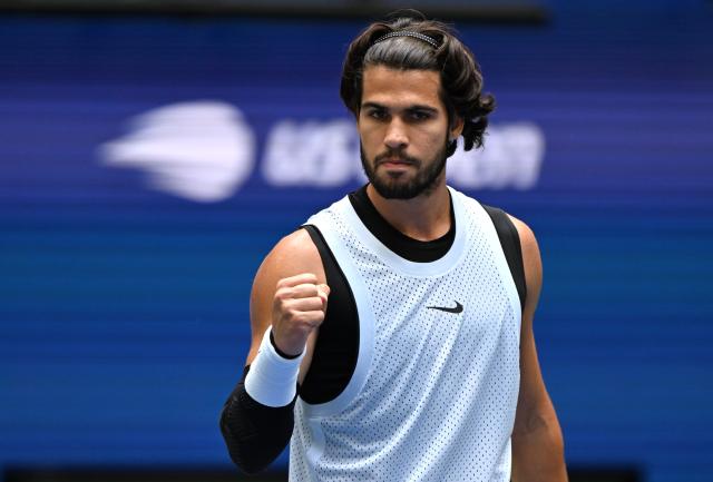 (260907) -- NEW YORK, Sept. 7, 2026 (Xinhua) -- Carlos Alcaraz of Spain reacts during the men's singles fourth round match between Carlos Alcaraz of Spain and Tommy Paul of the United States, at the 2026 US Open tennis championships in New York, the United States, Sept. 6, 2026. (Xinhua/Li Rui)