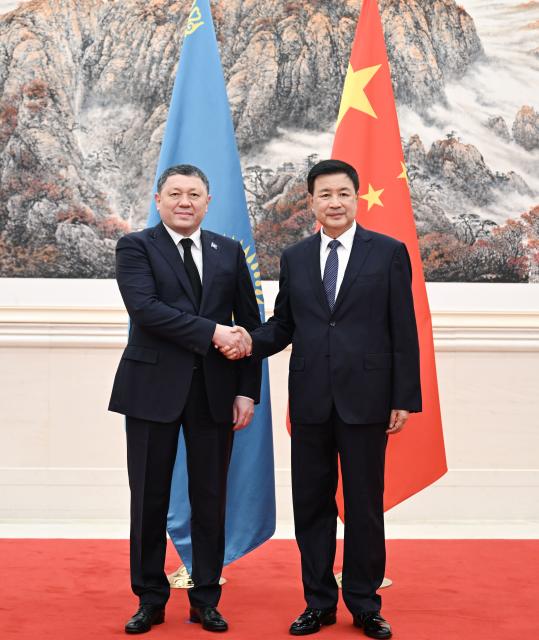 (260907) -- BEIJING, Sept. 7, 2026 (Xinhua) -- Chinese State Councilor and Minister of Public Security Wang Xiaohong meets with Yerzhan Sadenov, minister of Internal Affairs of Kazakhstan, in Beijing, capital of China, Sept. 7, 2026. (Xinhua/Zhang Ling)