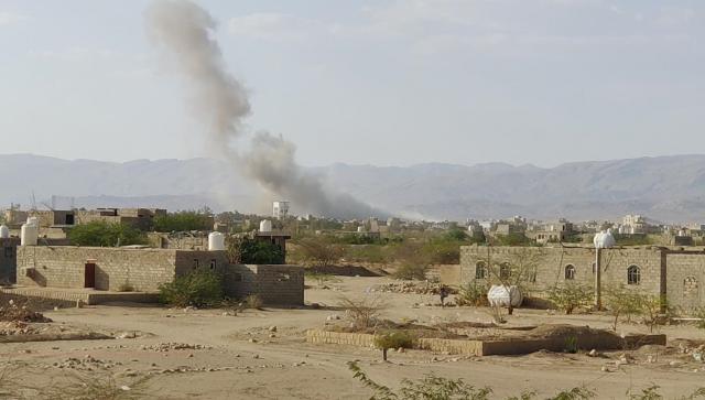 (260907) -- AL-JAWF, Sept. 7, 2026 (Xinhua) -- A video screenshot shows smoke rising from a prison after an airstrike in Al-Jawf Province, Yemen, Sept. 7, 2026. An airstrike hit a prison in Houthi-controlled Al-Jawf province in northern Yemen on Monday, causing casualties, Houthi-run al-Masirah TV reported, attributing the strike to the Saudi-led coalition. (Houthi Media Center/Handout via Xinhua)