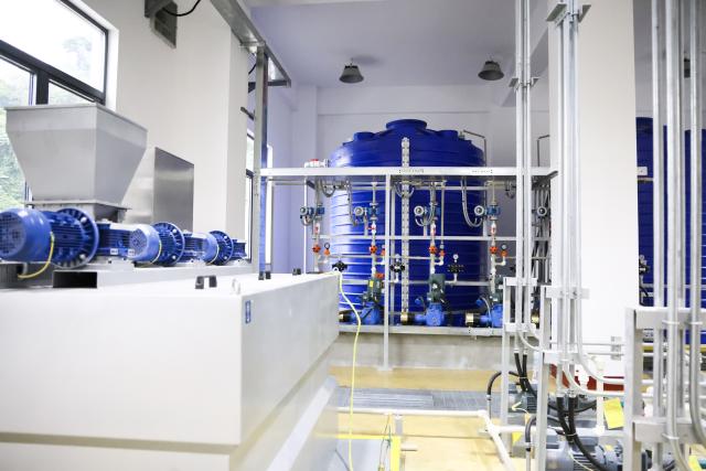 (260907) -- SAN SALVADOR, Sept. 7, 2026 (Xinhua) -- This photo shows equipment at the Ilopango Water Supply Plant in eastern Greater San Salvador, El Salvador, on Sept. 3, 2026. As a livelihood project under China-El Salvador cooperation, the China-aided Ilopango Water Supply Plant will improve water supply for about 250,000 people in seven areas, including Ilopango, Soyapango and San Martin. (Xinhua/Liu Wenhui)