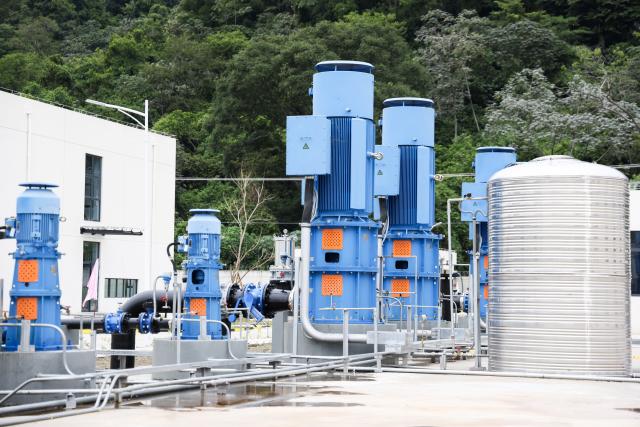 (260907) -- SAN SALVADOR, Sept. 7, 2026 (Xinhua) -- This photo shows equipment at the Ilopango Water Supply Plant in eastern Greater San Salvador, El Salvador, on Sept. 3, 2026. As a livelihood project under China-El Salvador cooperation, the China-aided Ilopango Water Supply Plant will improve water supply for about 250,000 people in seven areas, including Ilopango, Soyapango and San Martin. (Xinhua/Liu Wenhui)