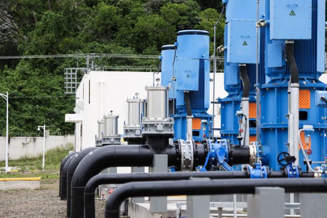 (260907) -- SAN SALVADOR, Sept. 7, 2026 (Xinhua) -- This photo shows equipment at the Ilopango Water Supply Plant in eastern Greater San Salvador, El Salvador, on Sept. 3, 2026. As a livelihood project under China-El Salvador cooperation, the China-aided Ilopango Water Supply Plant will improve water supply for about 250,000 people in seven areas, including Ilopango, Soyapango and San Martin. (Xinhua/Liu Wenhui)
