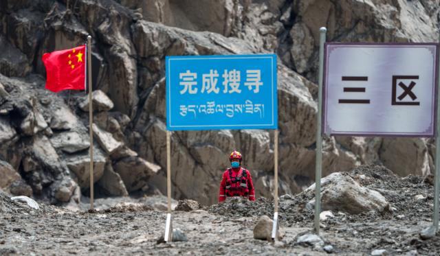 (260908) -- BEIJING, Sept. 8, 2026 (Xinhua) -- A rescuer from China Anneng observes the surrounding area when searching for survivors at the core affected zone of the mudslide-hit Gyirong Port in southwest China's Xizang Autonomous Region, Sept. 6, 2026.
  China has deployed more than 2,500 rescue personnel after a mudslide struck Gyirong Port on the China-Nepal border in southwest China's Xizang Autonomous Region on Aug. 26, the emergency response and rescue headquarters said on Sunday.
  The mudslide, triggered by a high-altitude glacier collapse in Nepal, had left 43 people dead and 519 others missing at the border port as of 6 p.m. Saturday, officials told a press conference.
  As of 6 p.m. Saturday, more than 2,500 people and over 500 vehicles had been deployed to join rescue operations, and more than 1,000 flights of drones had air-dropped 5.43 tonnes of supplies, officials said. (Xinhua/Tenzin Nyida)