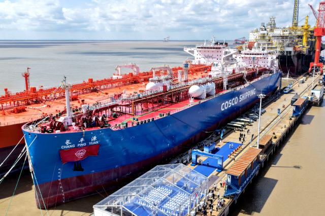 (260909) -- QIDONG, Sept. 9, 2026 (Xinhua) -- A drone photo taken on Sept. 8, 2026 shows the Chang Ping Yuan, a very large gas carrier (VLGC), at a port of COSCO Shipping (Qidong) Offshore Co., Ltd. in Qidong, east China's Jiangsu Province. The independently designed and built 88,000-cubic-meter very large gas carrier (VLGC) "Chang Ping Yuan" was delivered on Tuesday. The vessel is 230 meters in length and has a moulded depth of 23.85 meters. (Photo by Xu Congjun/Xinhua)